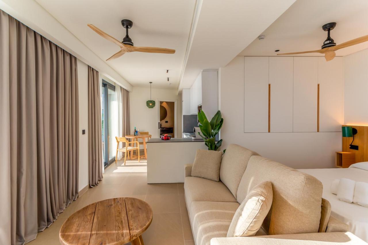 Hotel Apartamentos Hamus Кониль-де-ла-Фронтера Экстерьер фото
