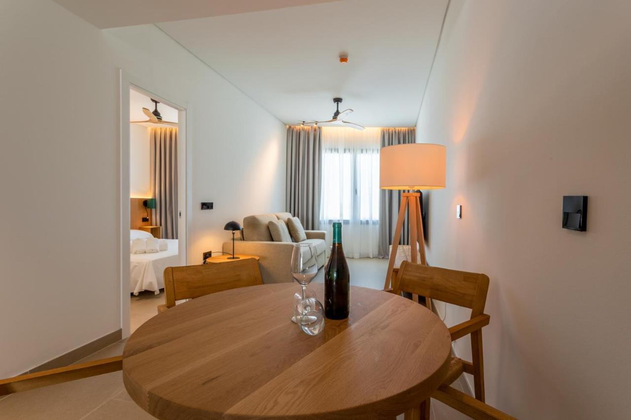 Hotel Apartamentos Hamus Кониль-де-ла-Фронтера Экстерьер фото