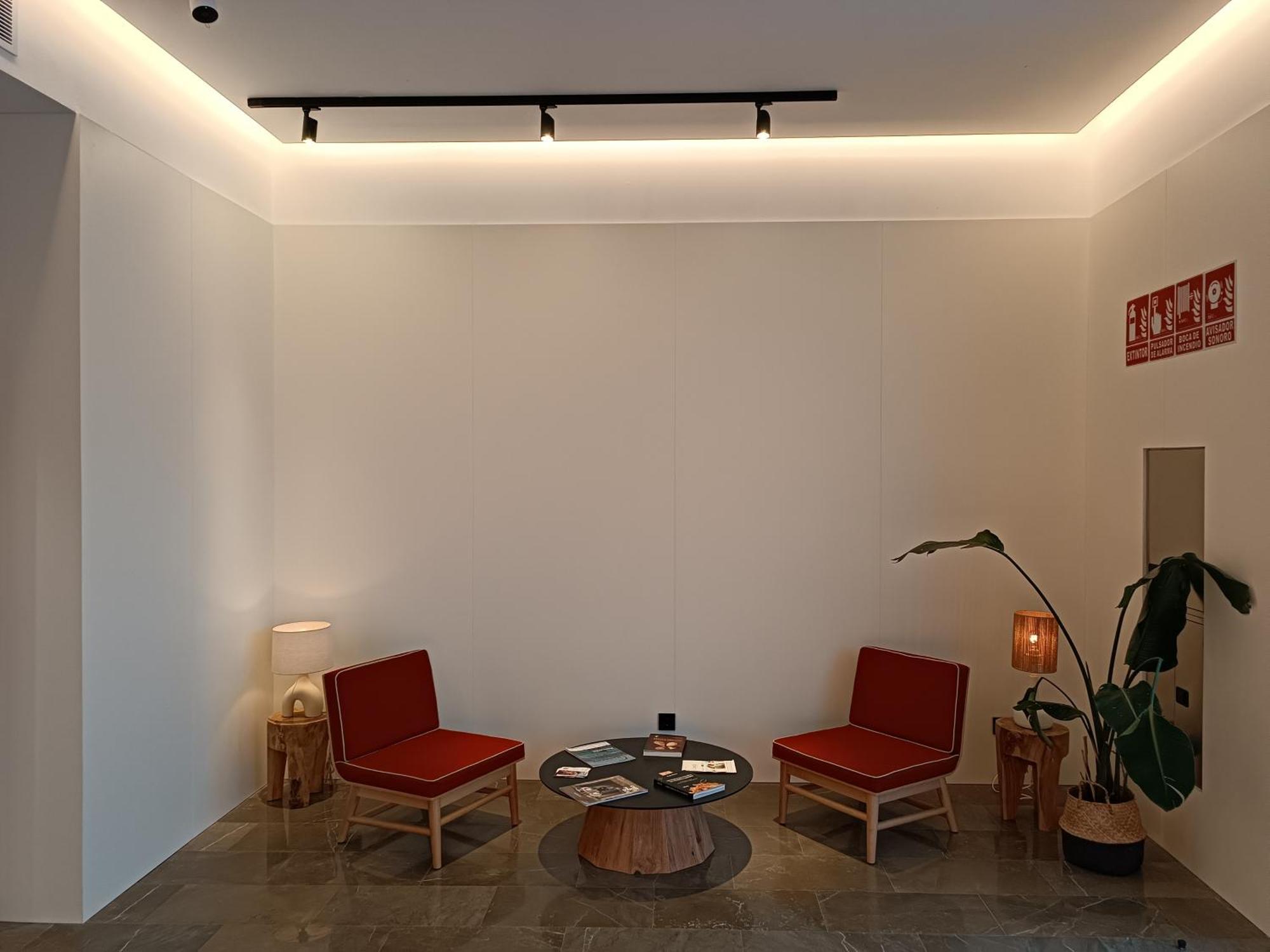 Hotel Apartamentos Hamus Кониль-де-ла-Фронтера Экстерьер фото